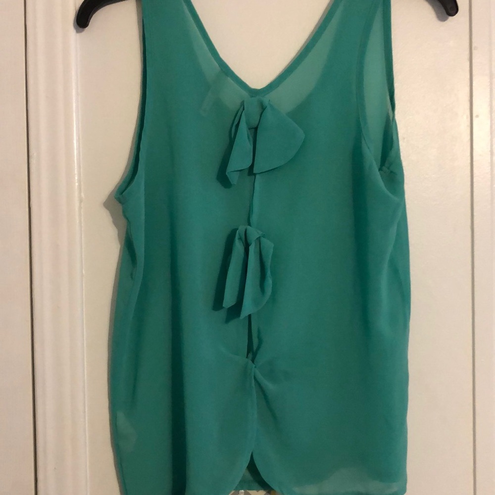 Sea foam tank